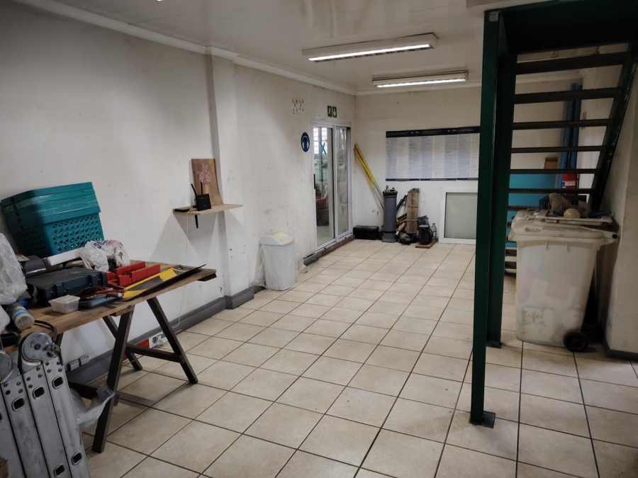 To Let commercial Property for Rent in Triangle Farm Western Cape